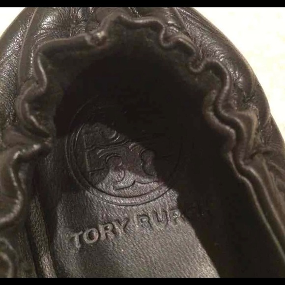 Tory Burch Reva Flats Gold Black 6.5 - Picture 4 of 4